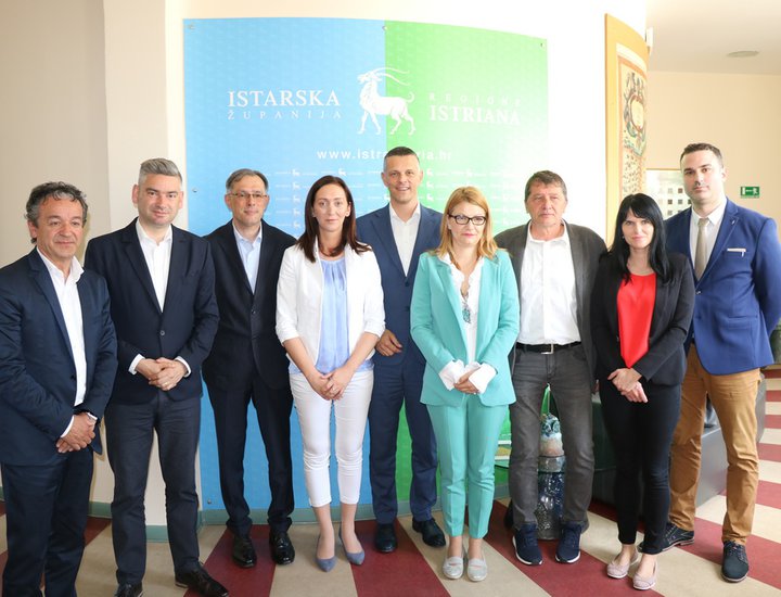 Župan Flego i gradonačelnik Miletić upriličili prijem za delegaciju AP Vojvodine