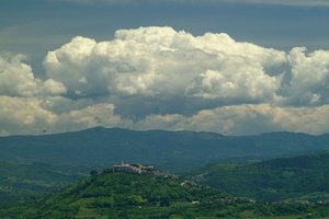 Obavljen Javni poziv za dodjelu potpora za turističke manifestacije u 2026. godini