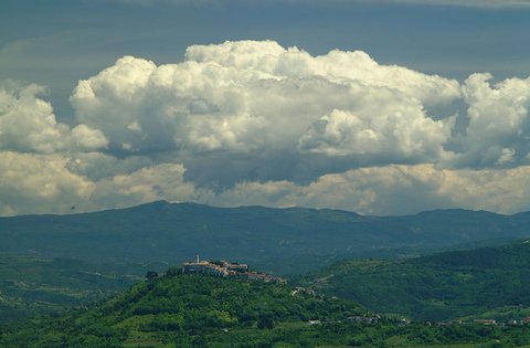 Obavljen Javni poziv za dodjelu potpora za turističke manifestacije u 2026. godini
