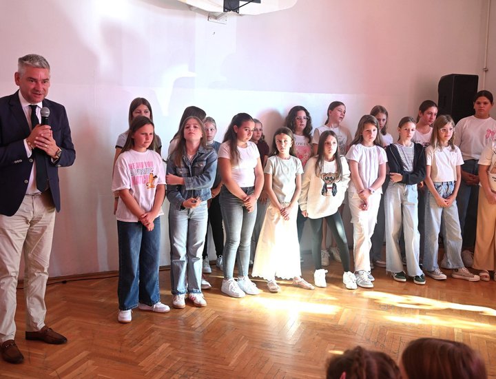 U povodu početka nove školske godine župan Boris Miletić posjetio OŠ Vladimira Gortana u Žminju