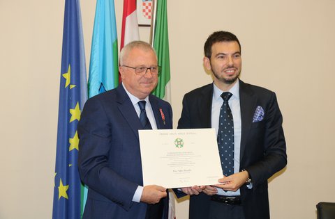 Il Presidente dell'Assemblea della Regione Istriana Valter Drandić insignito dell'Ordine della stella d'Italia