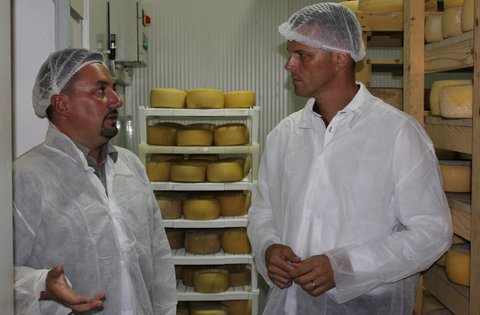 Visita del Presidente della Regione alla latteria Latus