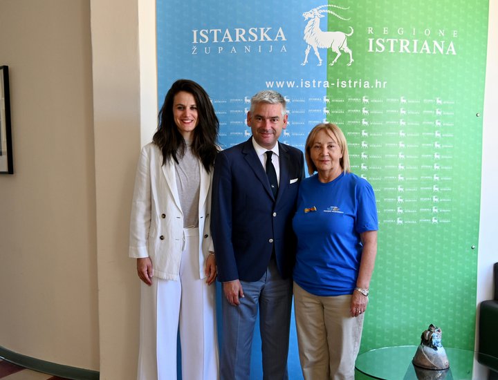 Župan Miletić ugostio državnu tajnicu MUP-a Nevenku Lastrić-Đurić i predsjednicu Udruge Hrvatska pomaže Đurđu Adlešić