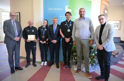 Elizabeta Crnković i Ivano Čelić na prijemu kod istarskog župana Borisa Miletića