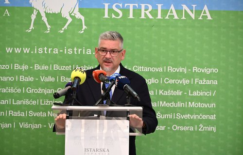 Župan Boris Miletić održao mjesečnu konferenciju za novinare
