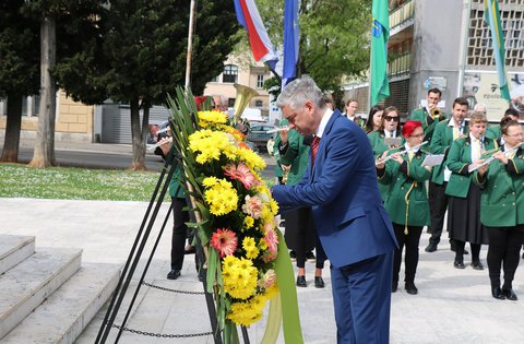 Župan Boris Miletić položio vijence povodom obilježavanja Dana pobjede nad fašizmom i Dana Europe