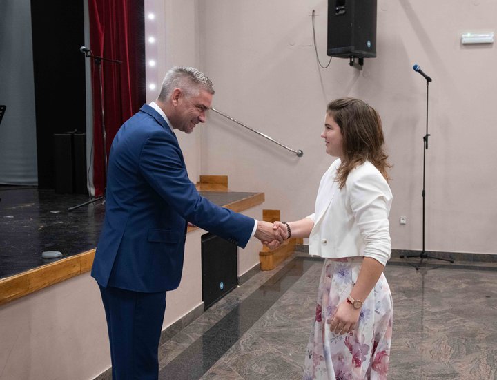Župan Boris Miletić primio nagrađene državne prvake i prvakinje u predmetnim i sportskim natjecanjima