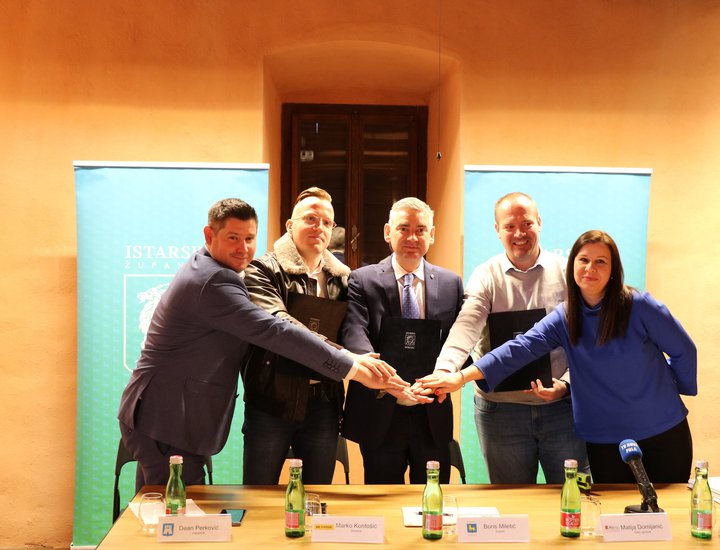 Inizia un altro dei tanti progetti regionali nel campo dell'istruzione: la ricostruzione e l'ampliamento dell'edificio della Scuola elementare di Sanvincenti e del palazzetto dello sport