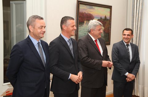 Il Presidente del Parlamento Petrov e i rappresentanti della Comunità  croata delle regioni hanno parlato sulla riforma dell'autogoverno locale