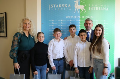 Župan Miletić primio uspješne mlade istarske harmonikaše