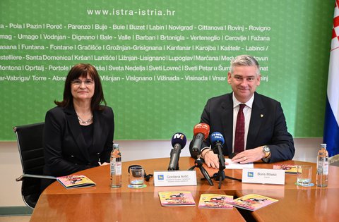 Predstavljena brošura „Sigurno kroz krize – Vodič za građane“