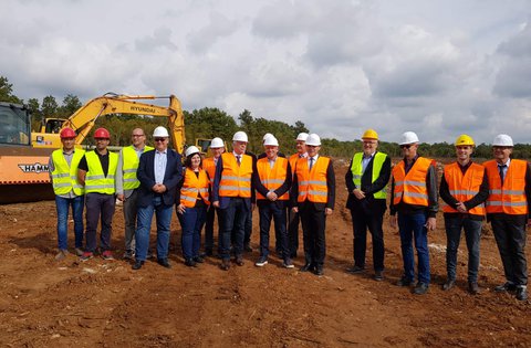 àˆ in fase di costruzione il sistema d'irrigazione Červar-Porat-Bašarinka e 78 agricoltori hanno già  firmato il contratto preliminare