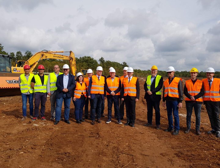 àˆ in fase di costruzione il sistema d'irrigazione Červar-Porat-Bašarinka e 78 agricoltori hanno già  firmato il contratto preliminare